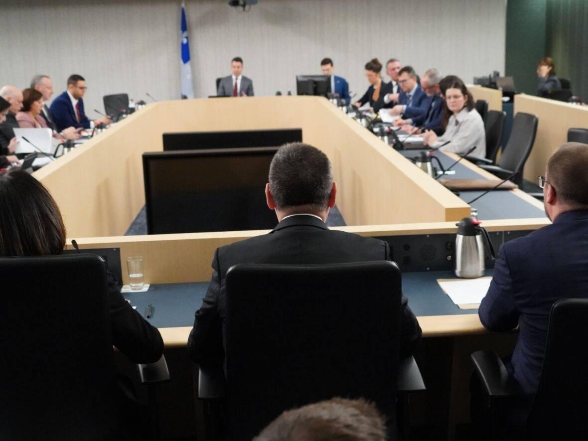 Quebec confirms hearings into hazing in major junior hockey will not be