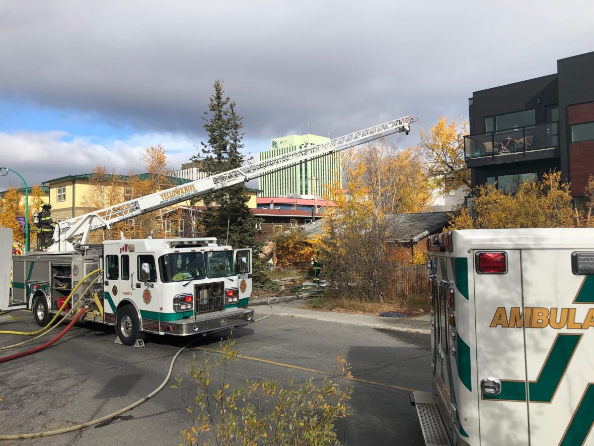 Emergency crews respond to house fire in downtown Yellowknife