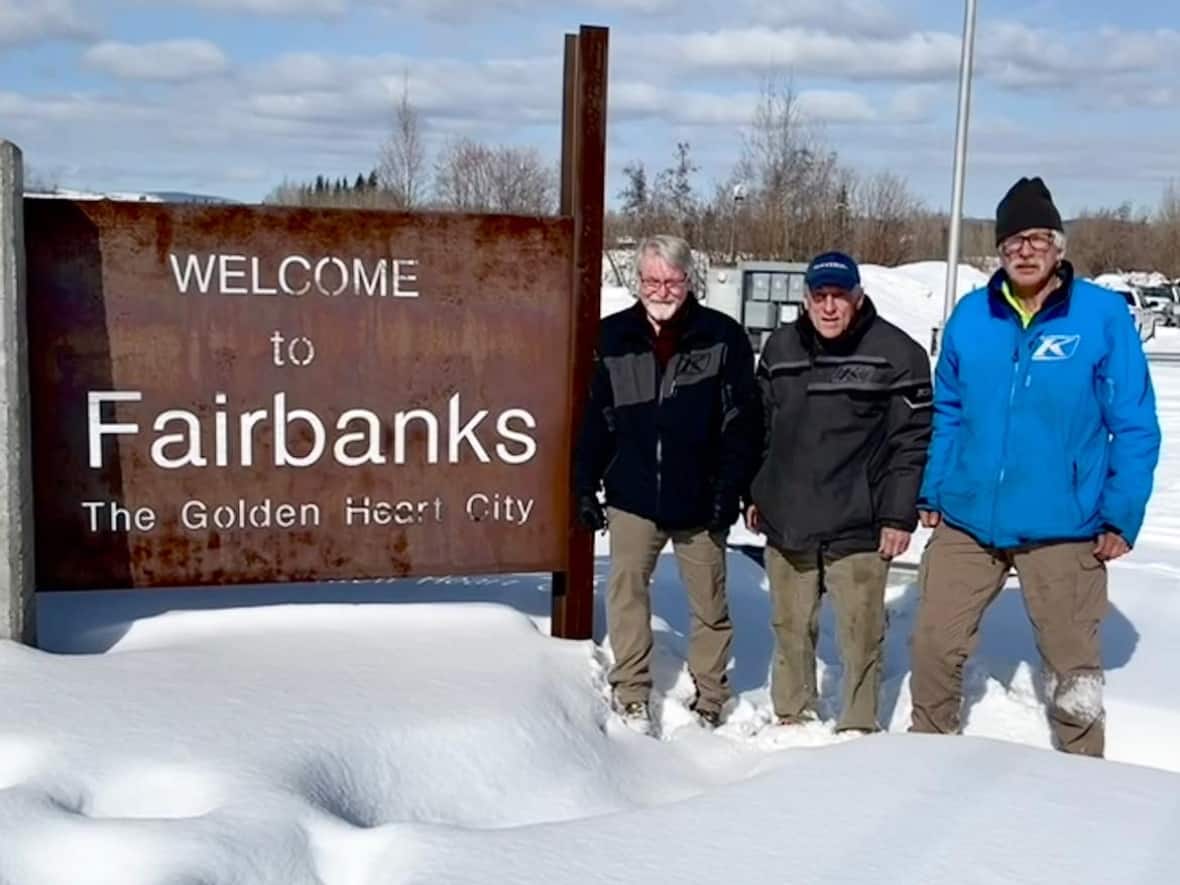'3 Old Guys' — aged 65 and up — complete epic 8,000km snowmobile ride