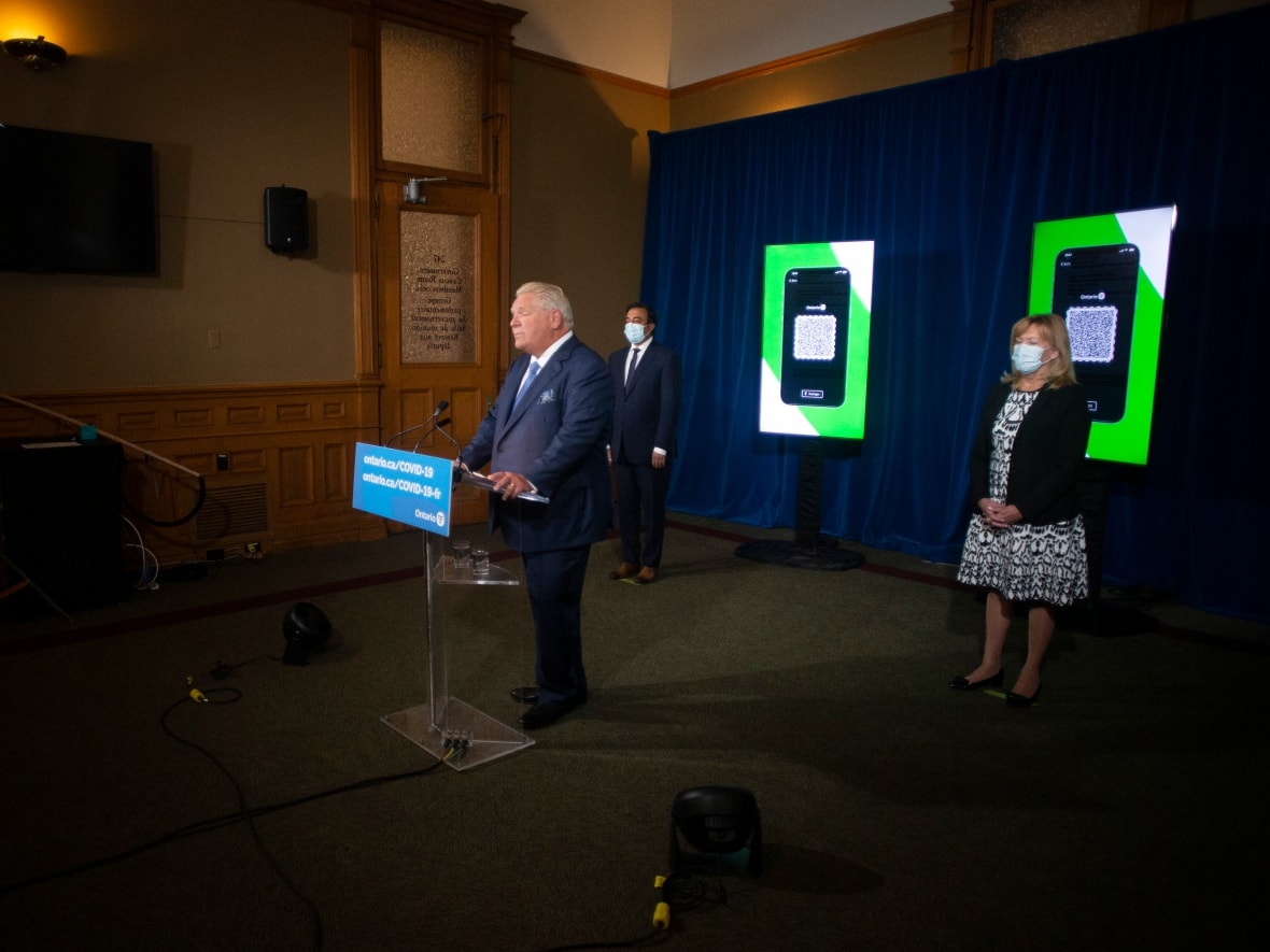 Ontario's enhanced vaccine certificate system not accessible to marginalized people, advocates say