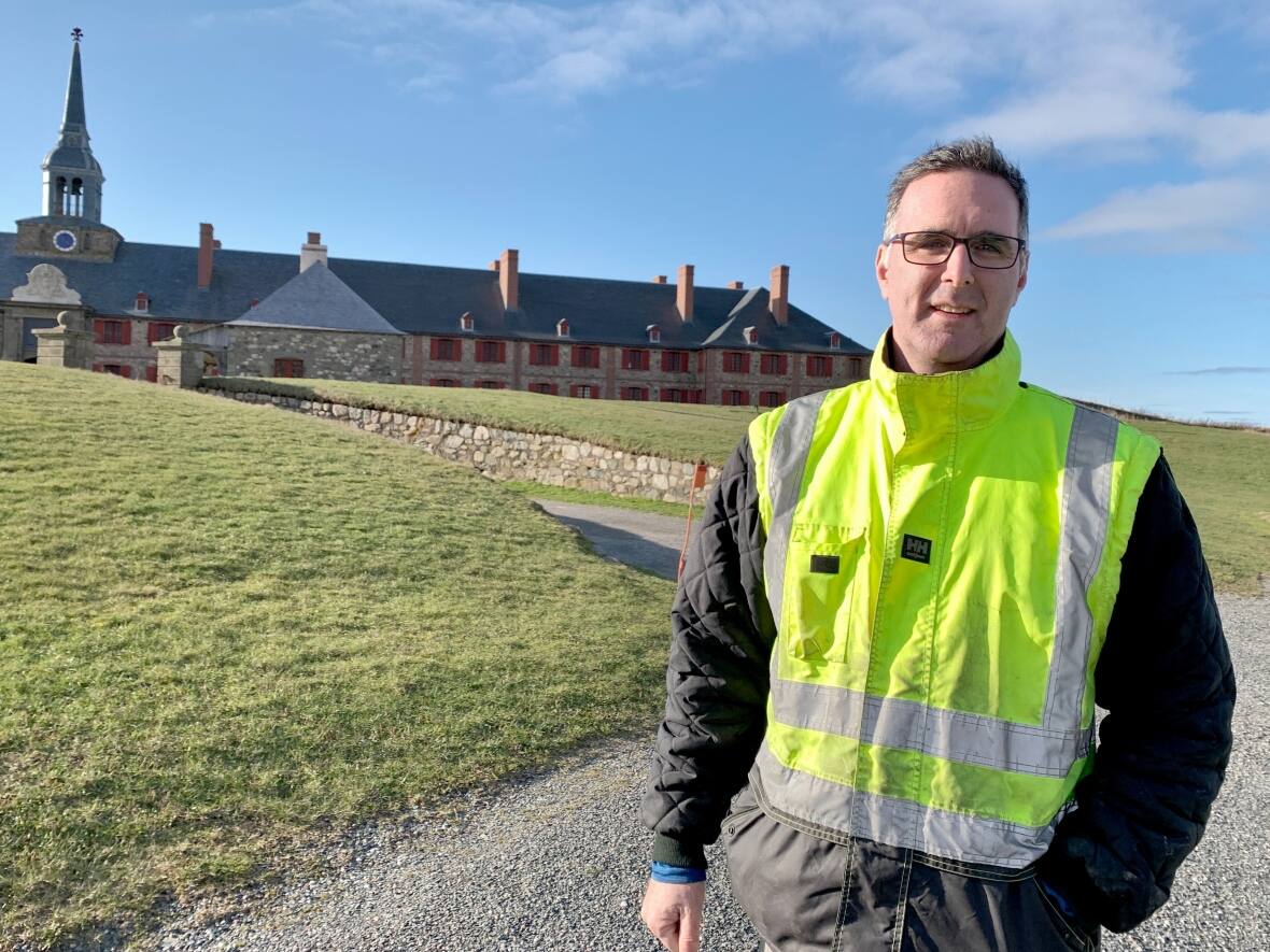 Fortress of Louisbourg blends modern and traditional techniques to rebuild after Fiona
