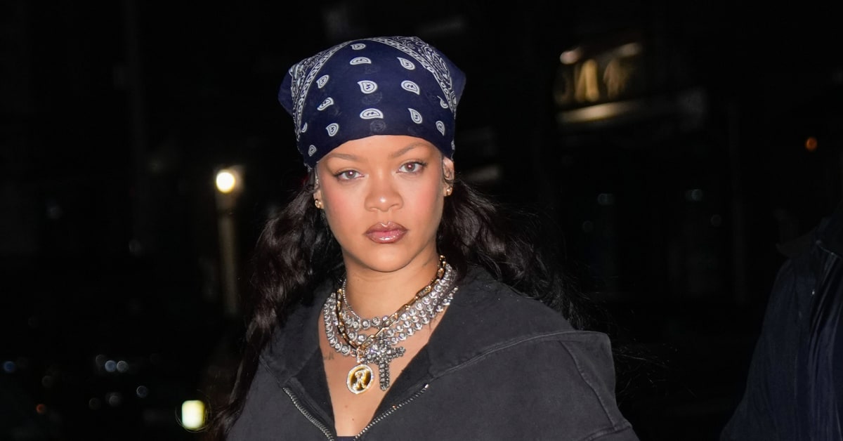 Rihanna Makes Instagram Troll Regret Calling Her 'Forehead'