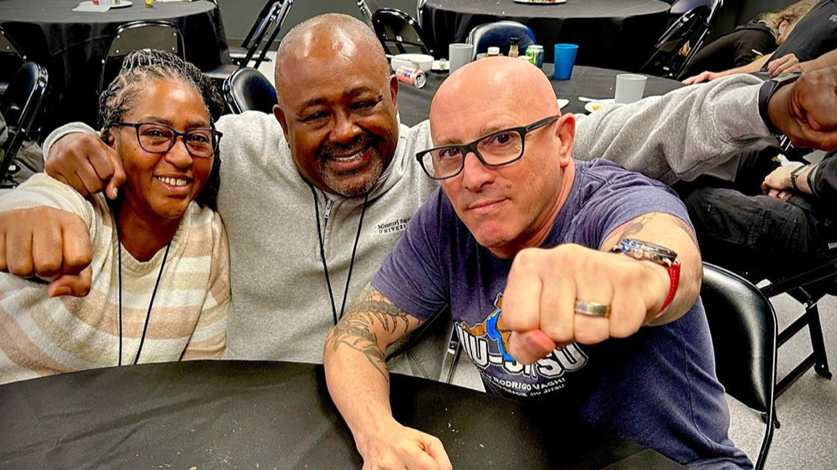 Tool’s Maynard James Keenan Reunites with Army Roommate 40 Years Later