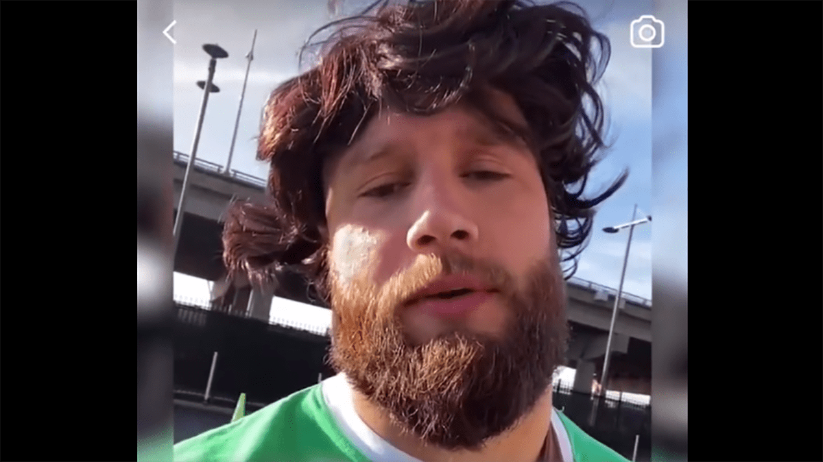 Eagles' Lane Johnson dressed as Jason Kelce for Halloween in Week 8