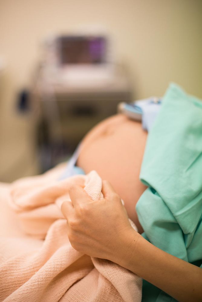 Pooping During Labor The Glamorous Truth About Giving Birth