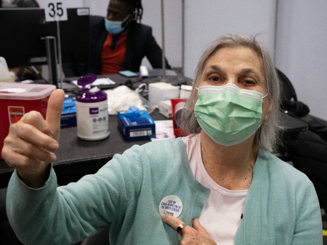 Javits Center Coronavirus Vaccine Hub Opens See Inside