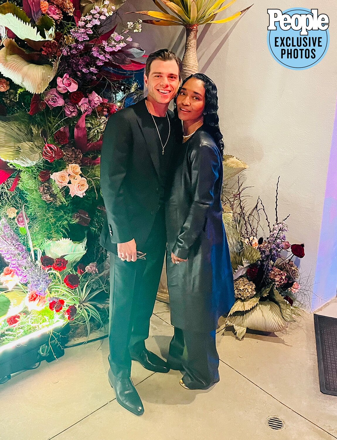 Matthew Lawrence and TLC's Chilli Rock Matching Outfits as They Step