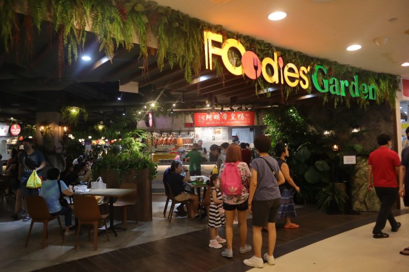 New in town Foodies’ Garden Gardenthemed food court with beer bar
