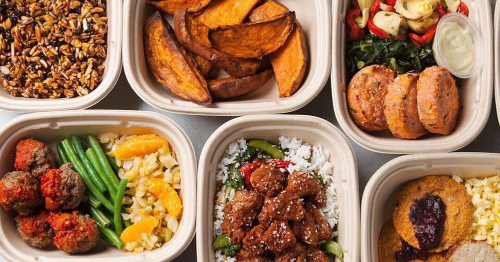 I Tried Kettlebell Kitchen's Meal Plan for Muscle Gain and I Don't Want to Go Back to Cooking