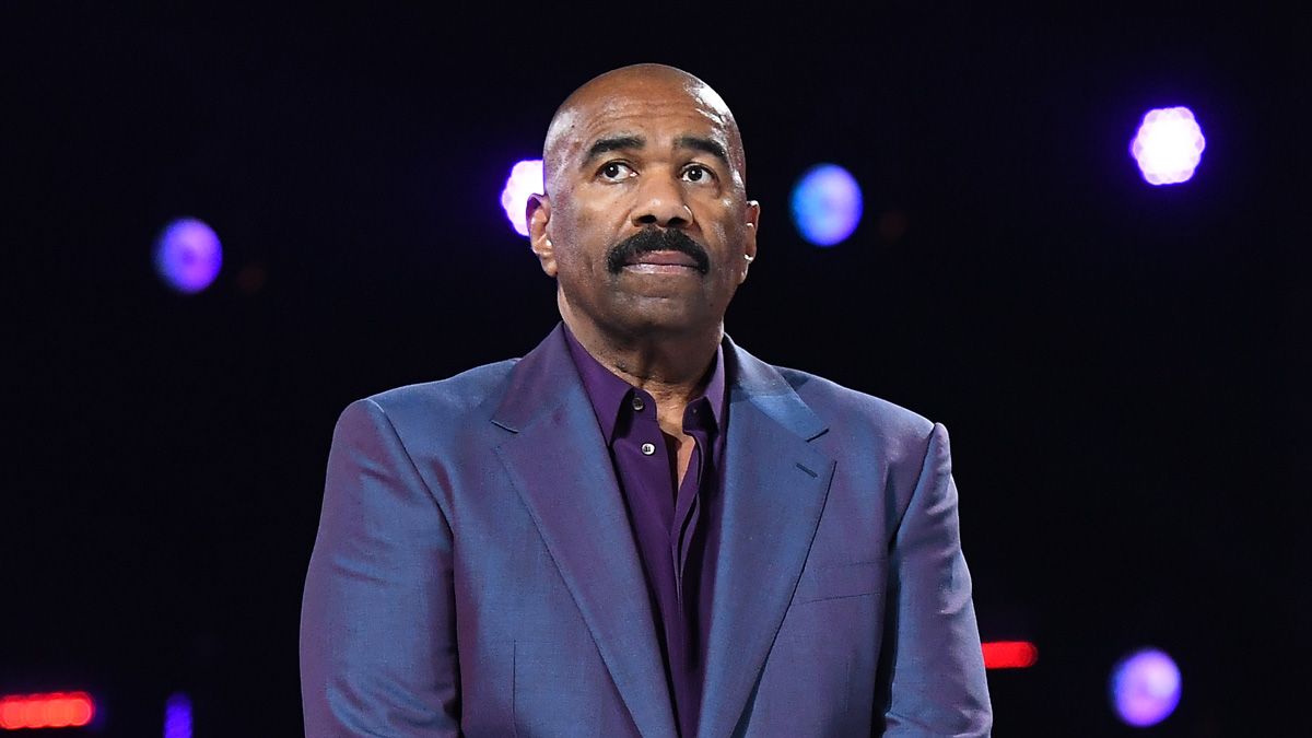 Fact Check False Rumor Claims Comedian Steve Harvey Dead After 'Tragic(01)