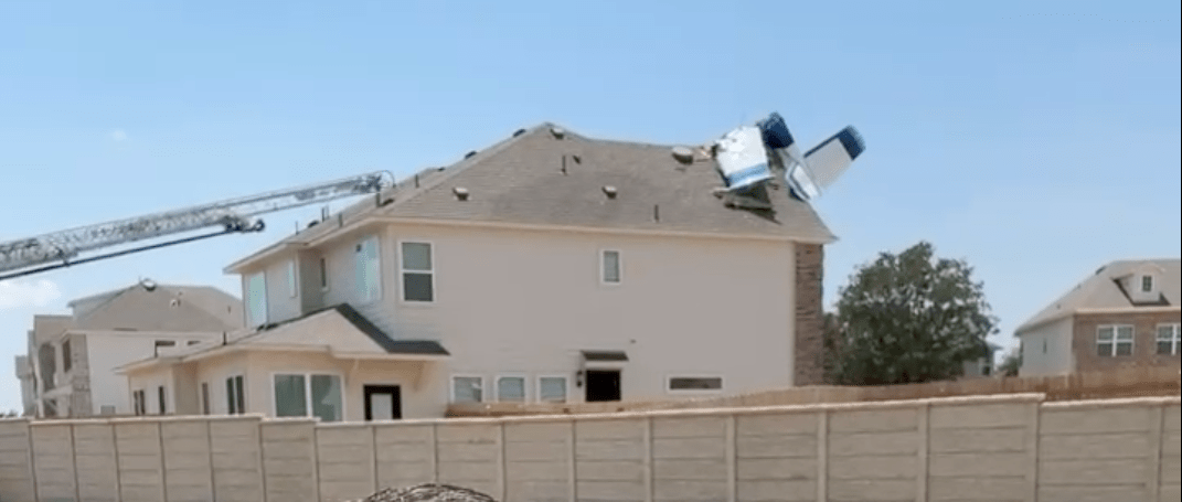Small Plane Crashes into TwoStory Home in Texas, Injuring Three