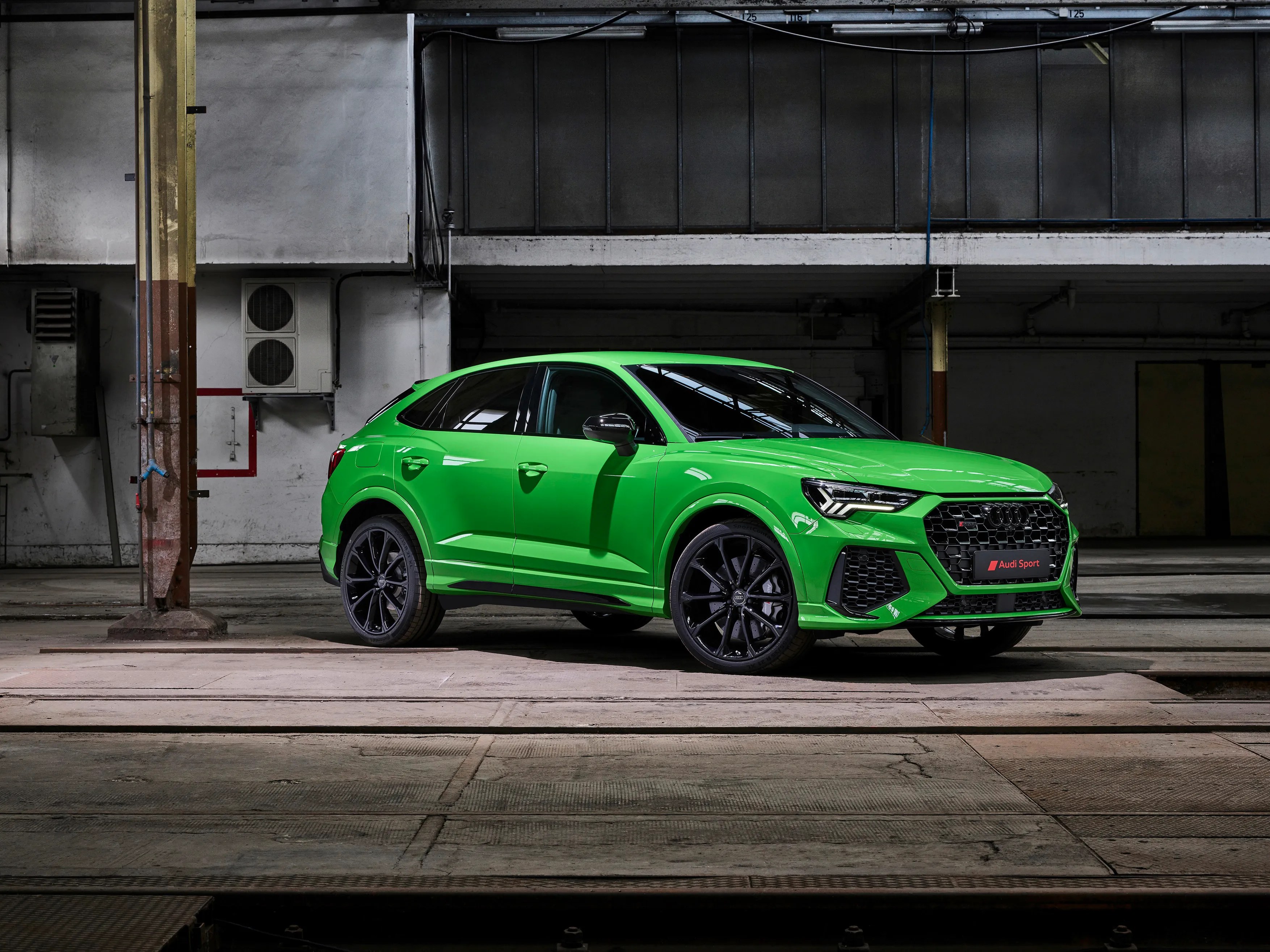2020 Audi Rs Q3 Unveiled With A 400Ps Engine - Zigwheels