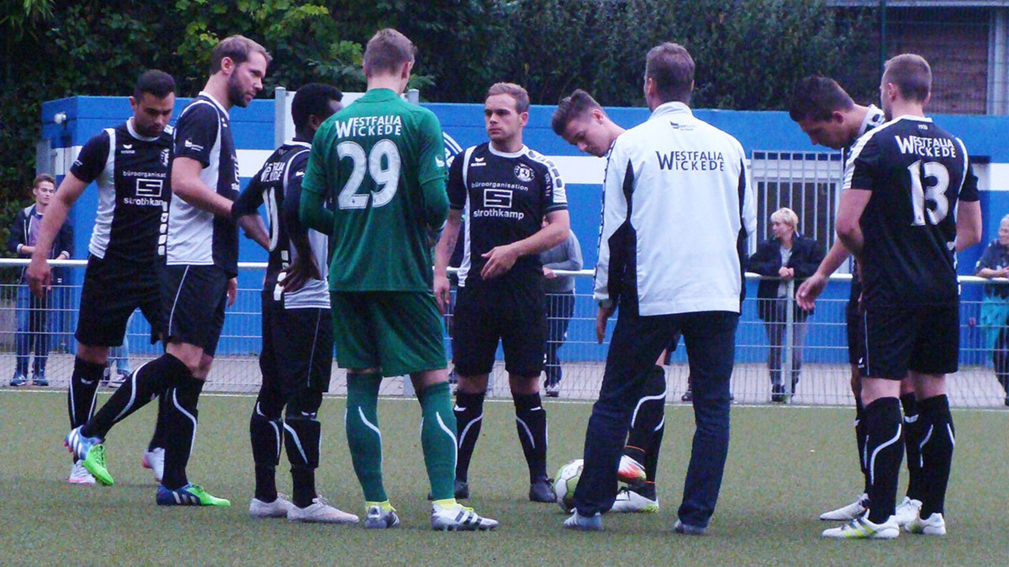 Hecker Cup SV Brackel 06 gewinnt mit 41 im Viertelfinale