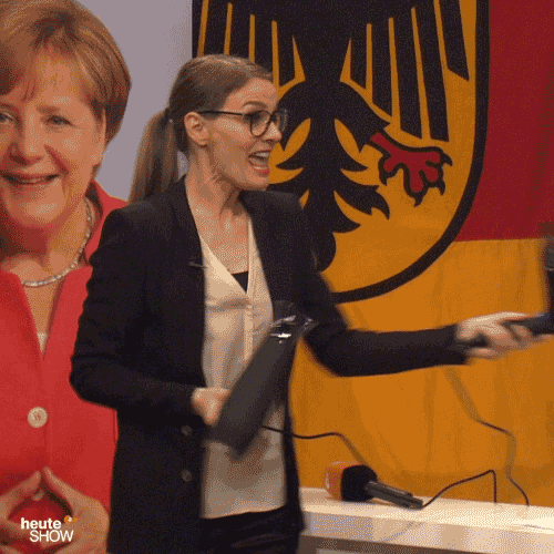 Martina Hill Dancing GIF by HeuteShow Find & Share on GIPHY