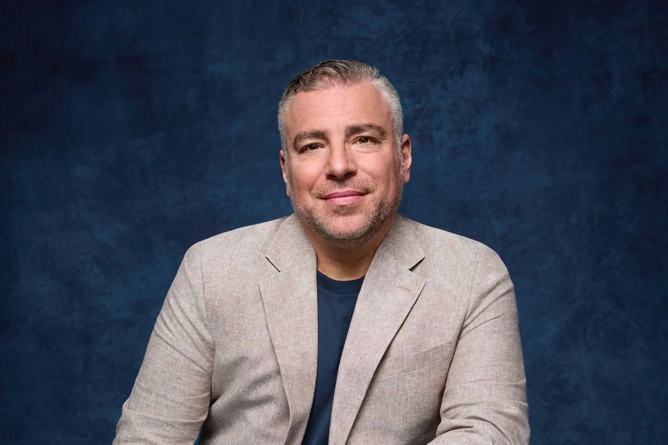 Jeremy Filosa est retiré des ondes du 98,5 FM, pourquoi? Le Devoir