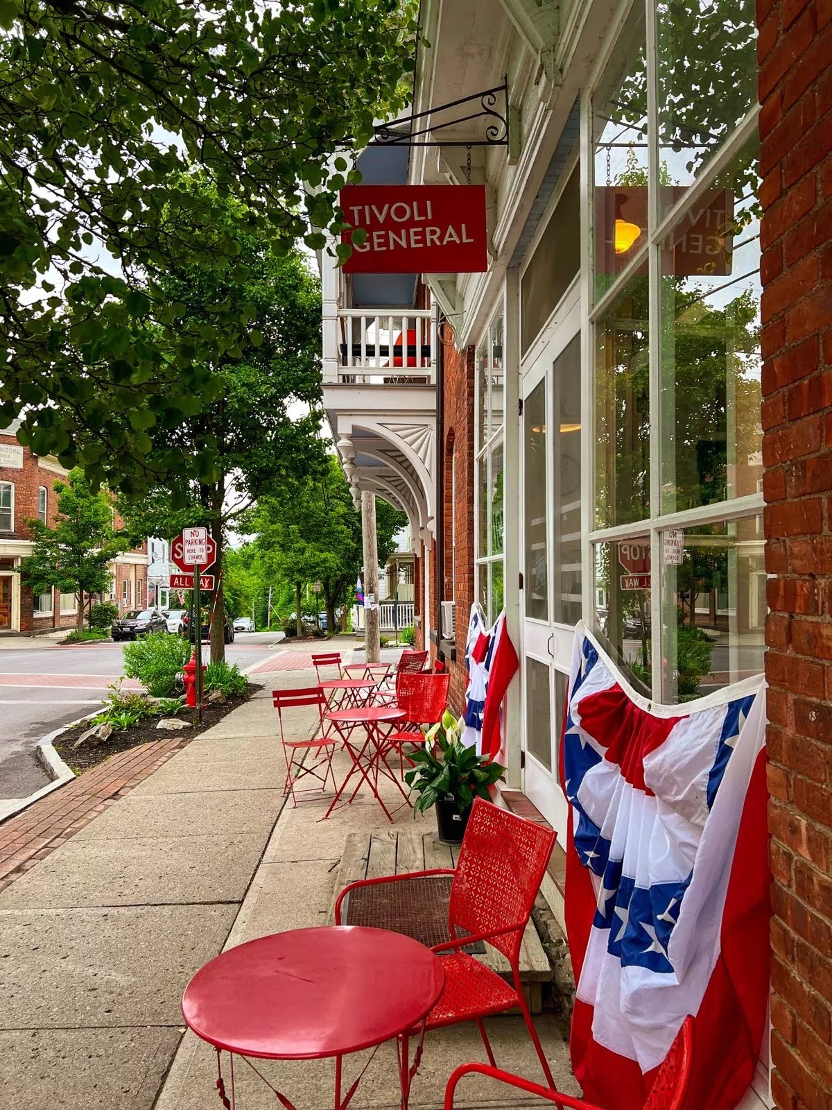 Under New Owners Tivoli General Rolls Out Breakfast & Lunch Markets & Cafes Hudson Valley