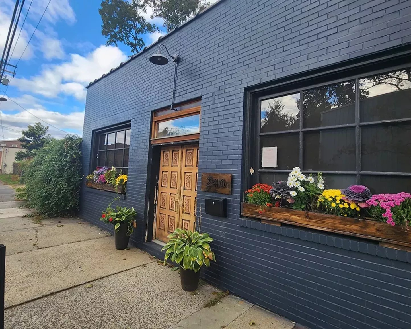 Lone Wolf Cocktail Bar and Restaurant to Open Next Week in Midtown