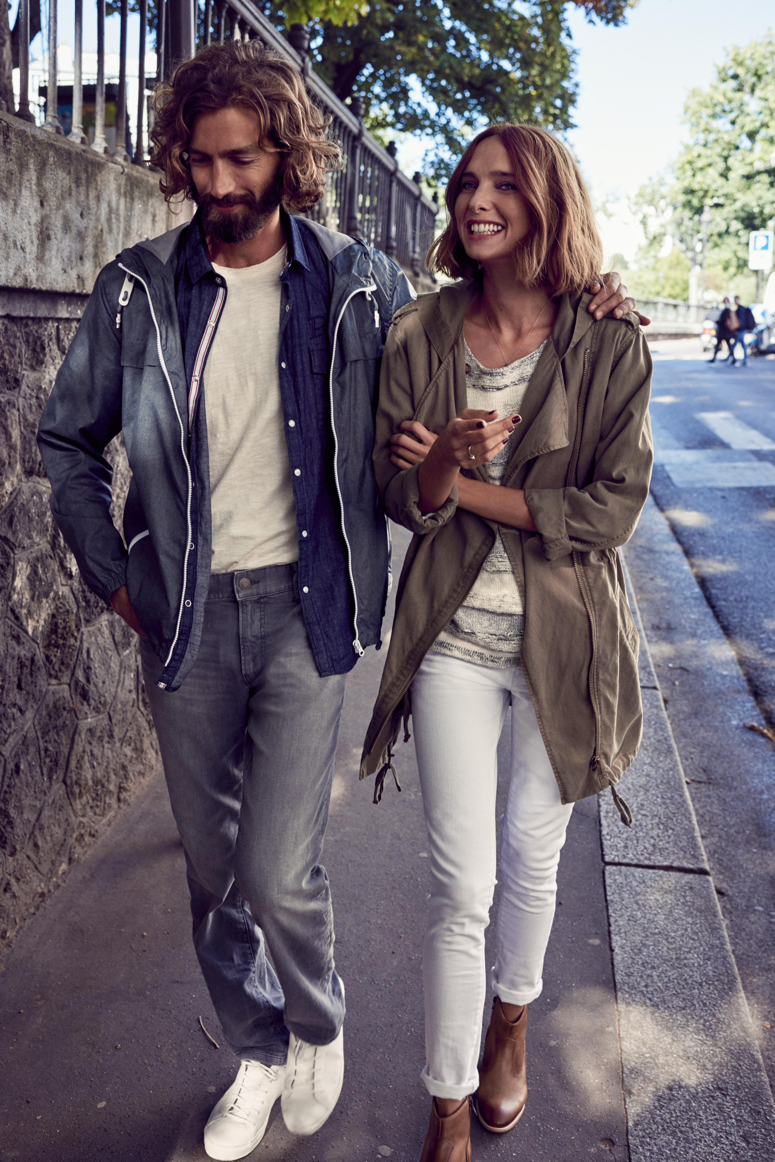 Esprit revient au Canada