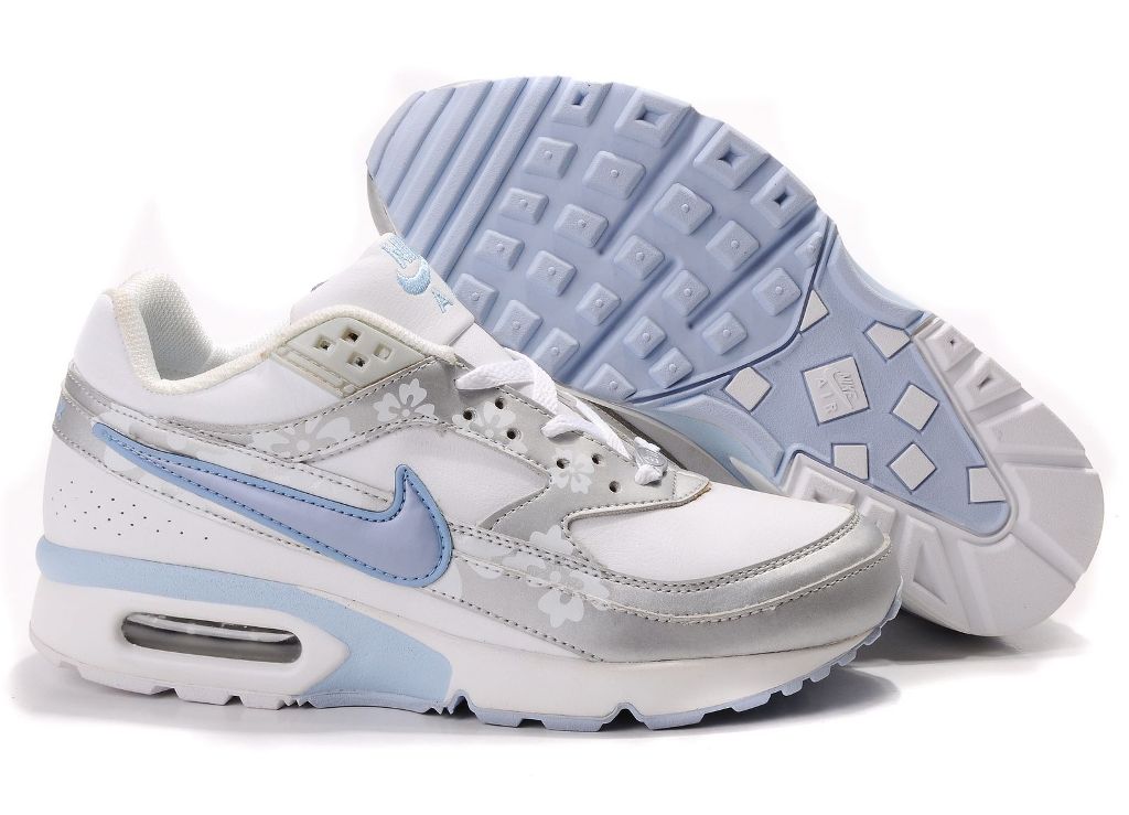 Weiße Nike Turnschuhe