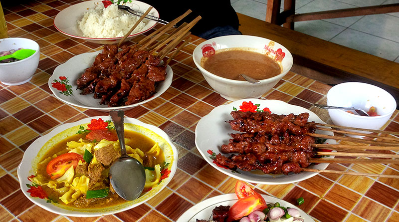 Wisata Kuliner Sate Sapi Pak Kempleng Bu Hartini Ungaran Media Konsumen