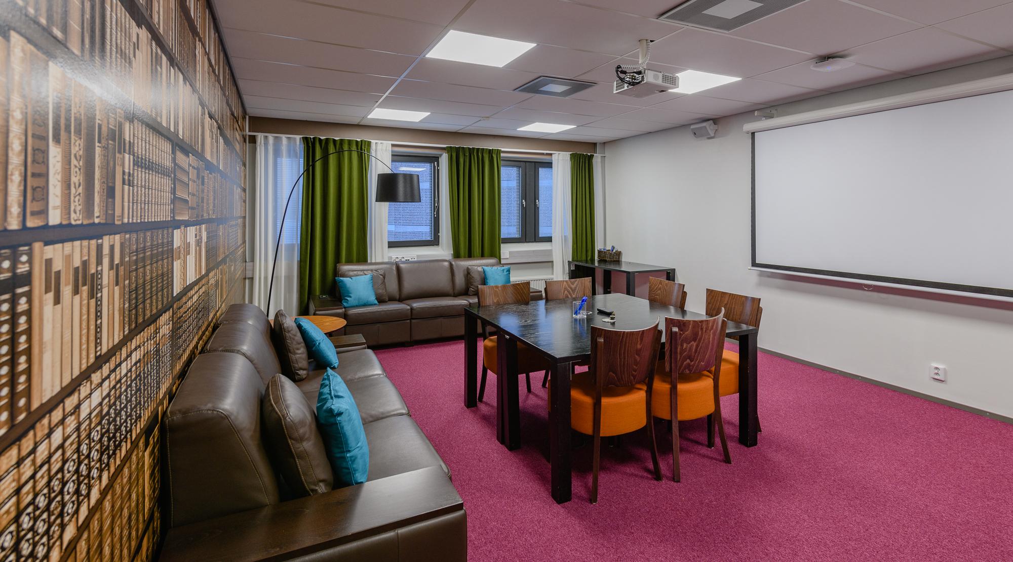 Facilities and services Mediapolis