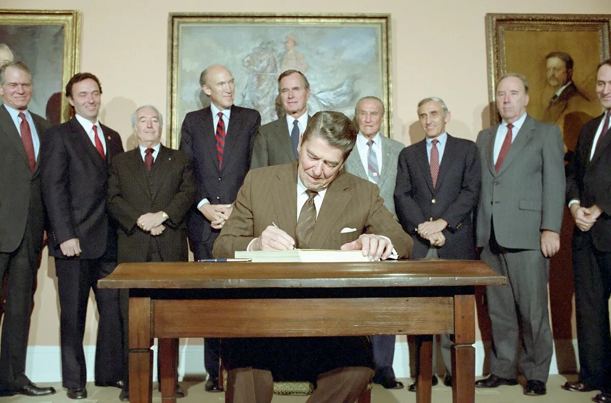 Reagan signed law requiring emergency health care for undocumented