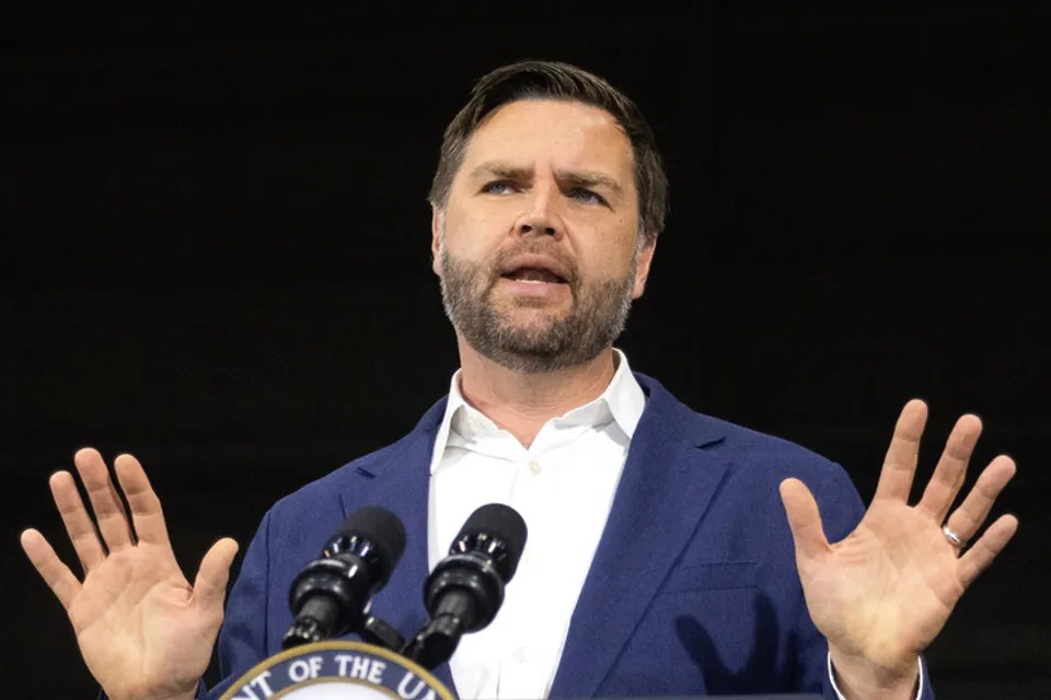 Yes, Vance's security detail raised water level of Ohio river ahead of