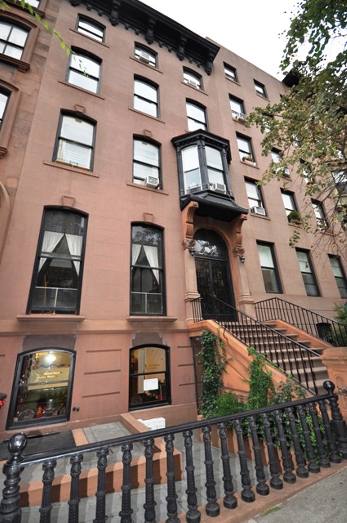 Corcoran, 15 Pierrepont Street, Apt. 3, Brooklyn Heights Rentals