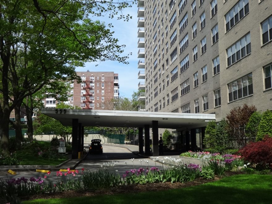 River Point Towers 555 Kappock Street, Bronx Corcoran