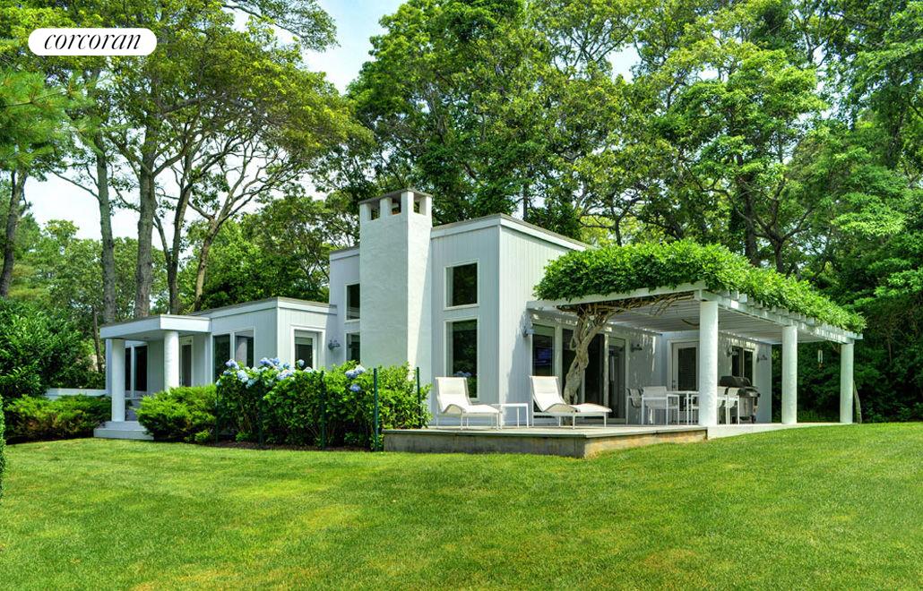 Corcoran, 441 Stephen Hands Path, East Hampton Real Estate, South Fork