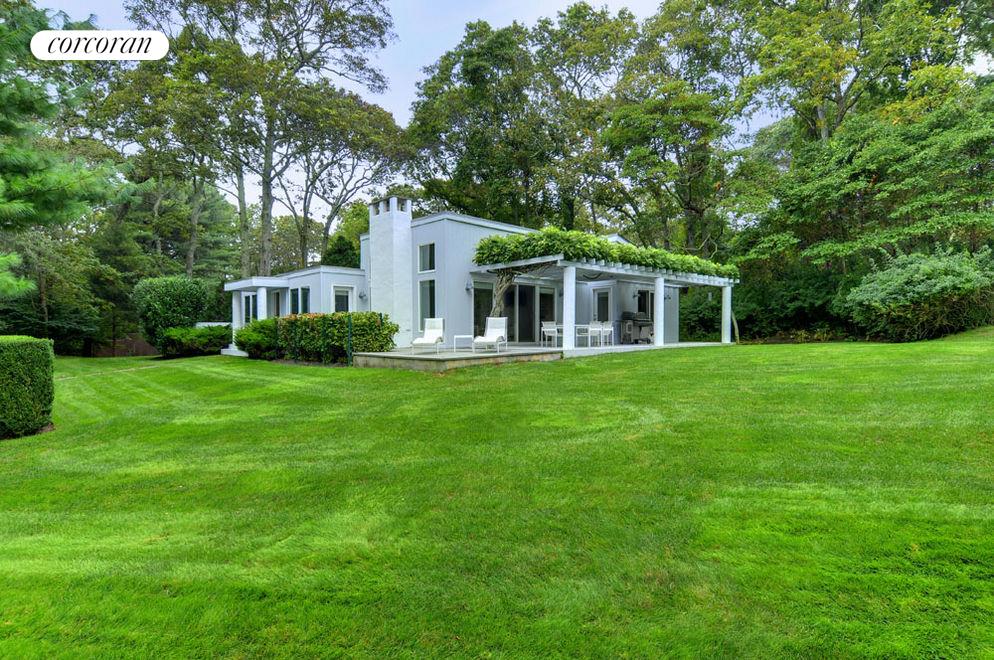 Corcoran, 441 Stephen Hands Path, East Hampton Real Estate, South Fork