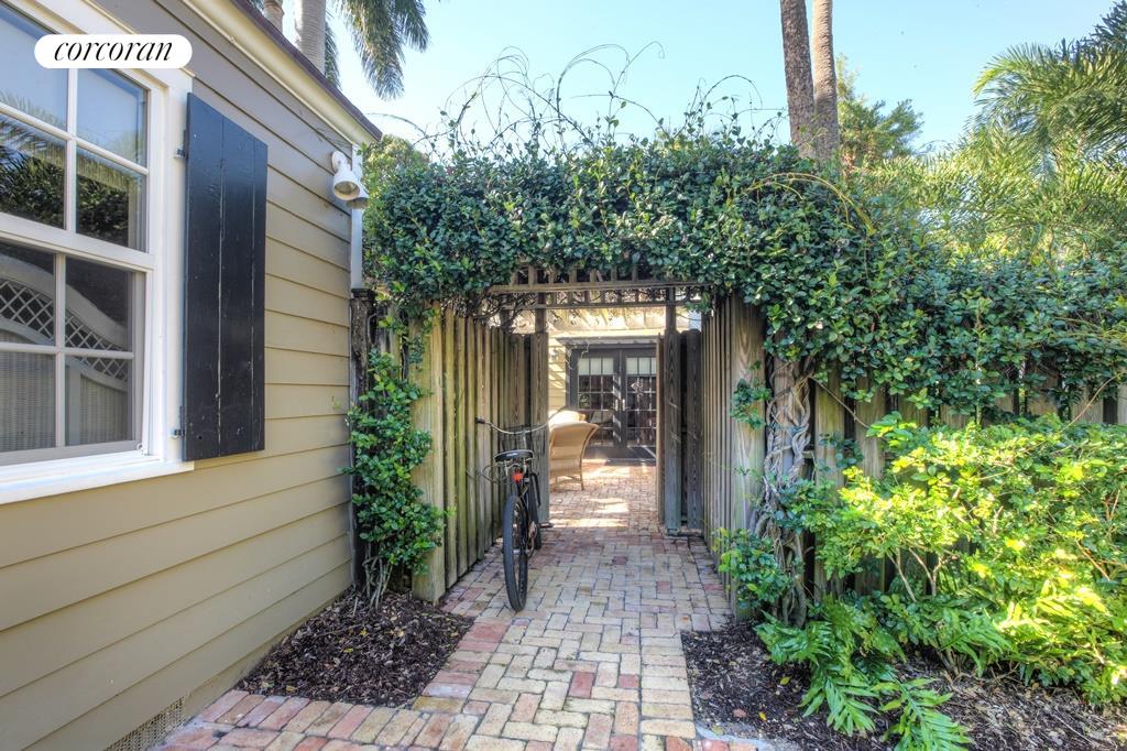 Corcoran, 510 Palm Trail, Delray Beach Real Estate, South Florida Homes