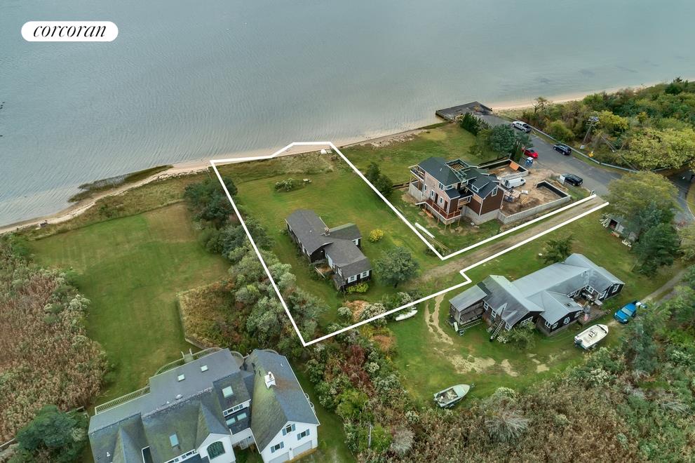 Corcoran, Mark Schindler, Westhampton Beach 92 Main Street Realtor