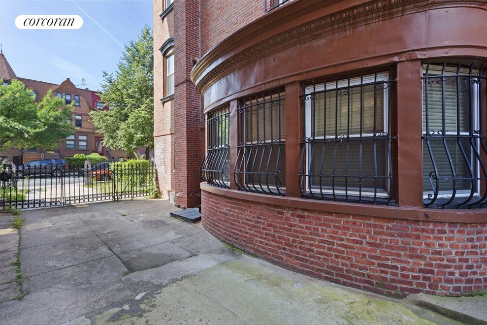 131113 Dean Street, Brooklyn, NY 11216 Property for sale