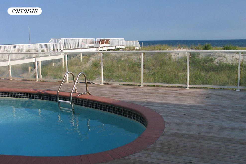 Corcoran, Mark Schindler, Westhampton Beach 92 Main Street Realtor