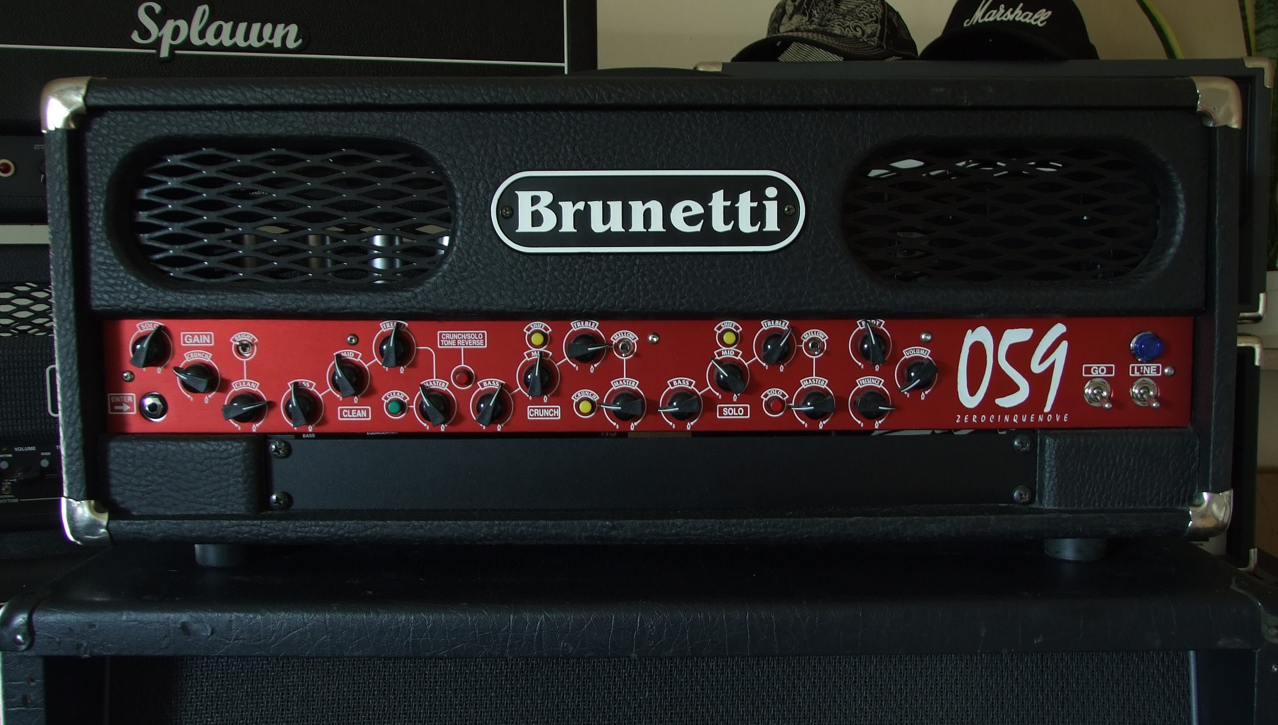 Brunetti 059 image (#1414404) - Audiofanzine