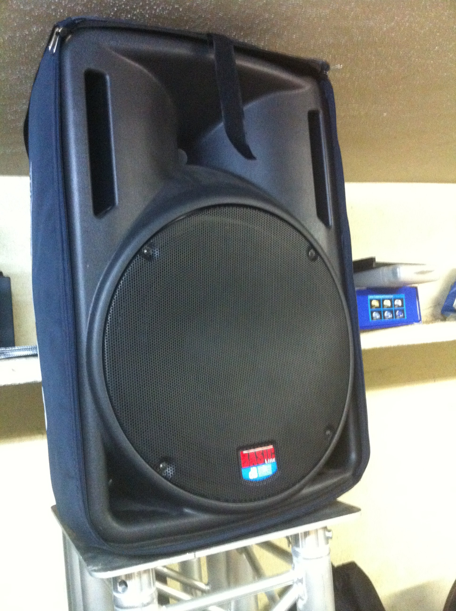 basic 200 dB Technologies basic 200 Audiofanzine