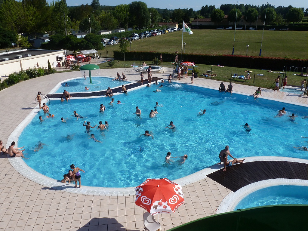 PISCINE Loisirs à Masseube Tourisme Gers