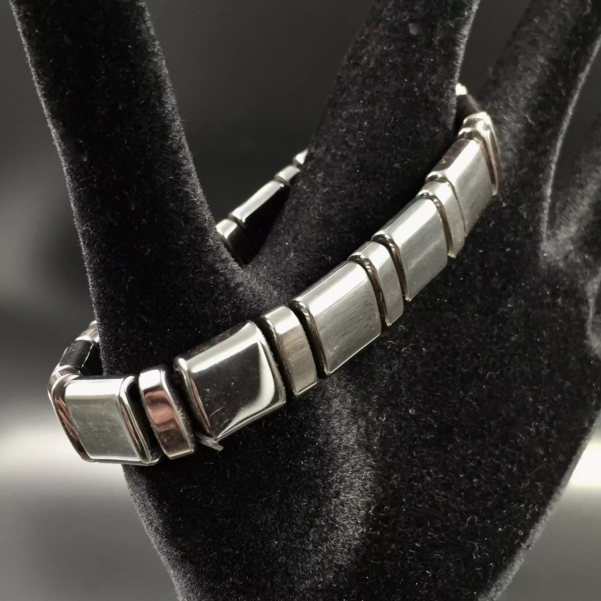 Bracelet homme en hématite (réf 1) Cœur de Pierres