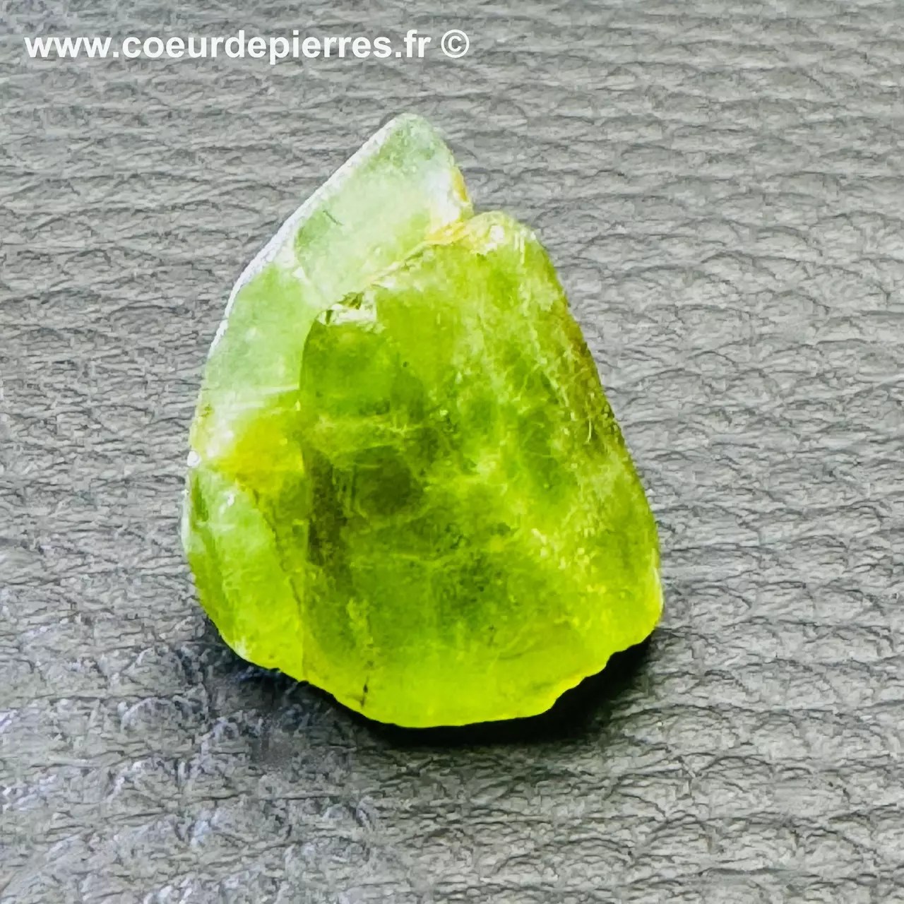 Péridot "cristal Brut Naturel" (réf pe2) Cœur de Pierres