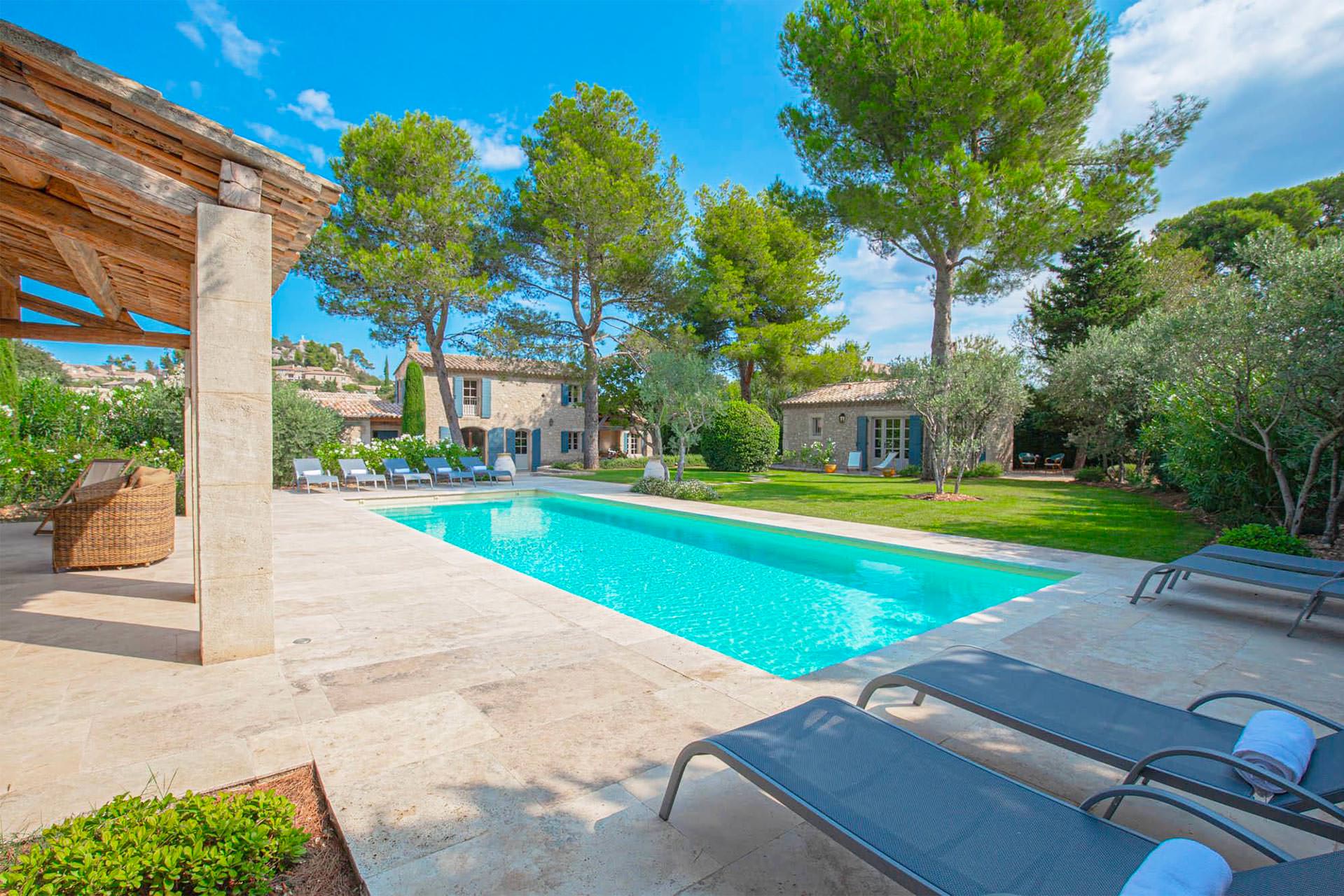 Real estate and high end vacation rentals in SaintRémydeProvence