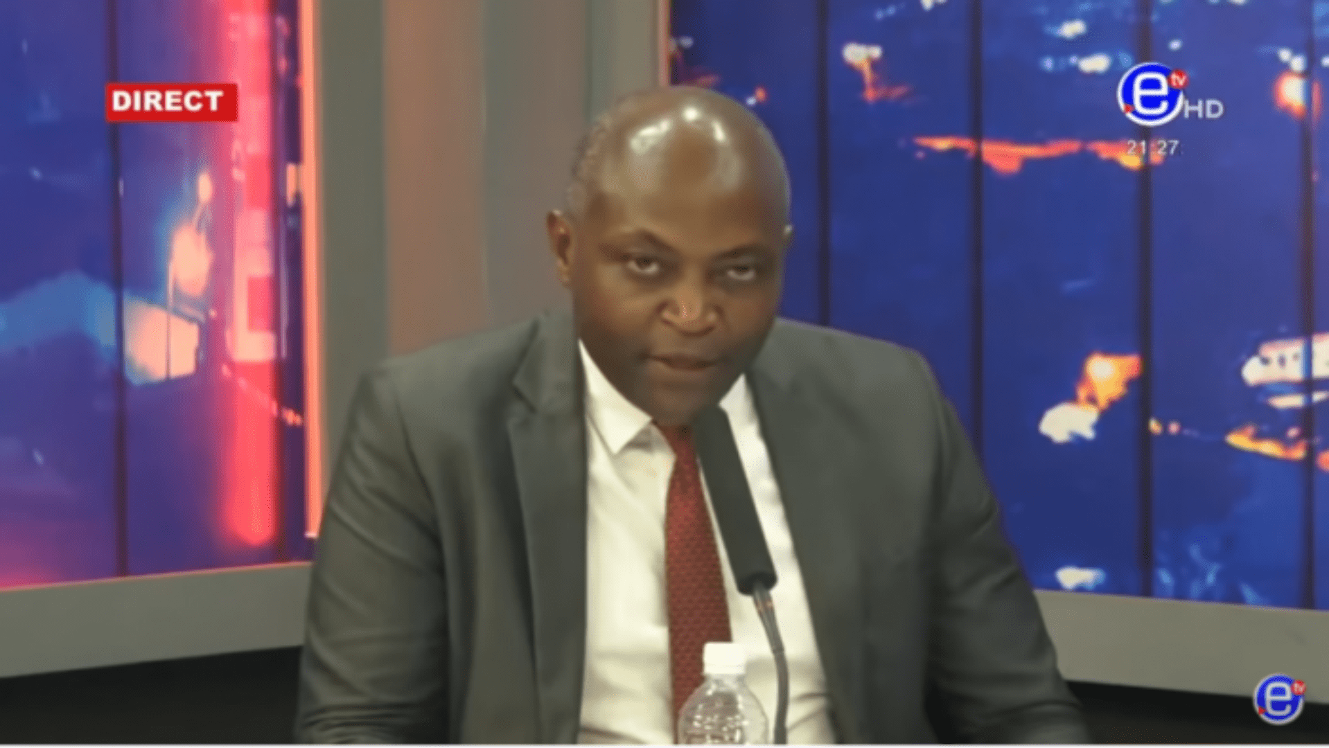 Edmond Kamguia recadre la directrice de publication de Cameroon Tribune