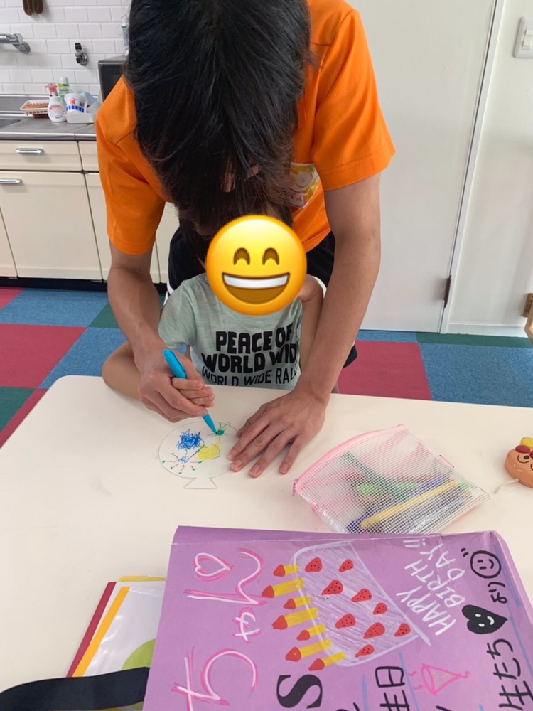 9月の壁面制作（屋台のヨーヨー） 大阪市西成区,浪速区,生野区の放課後等デイサービスバディ