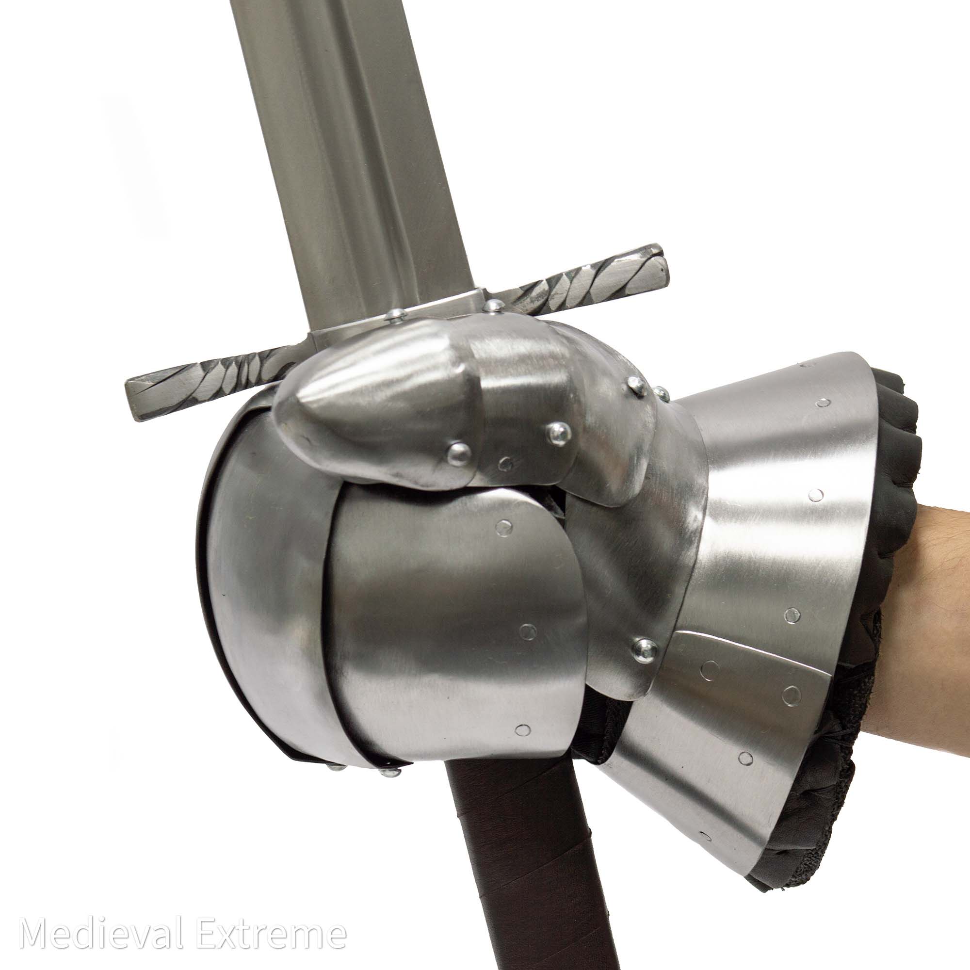 Basic gauntlets for armored combat • Medieval Extreme