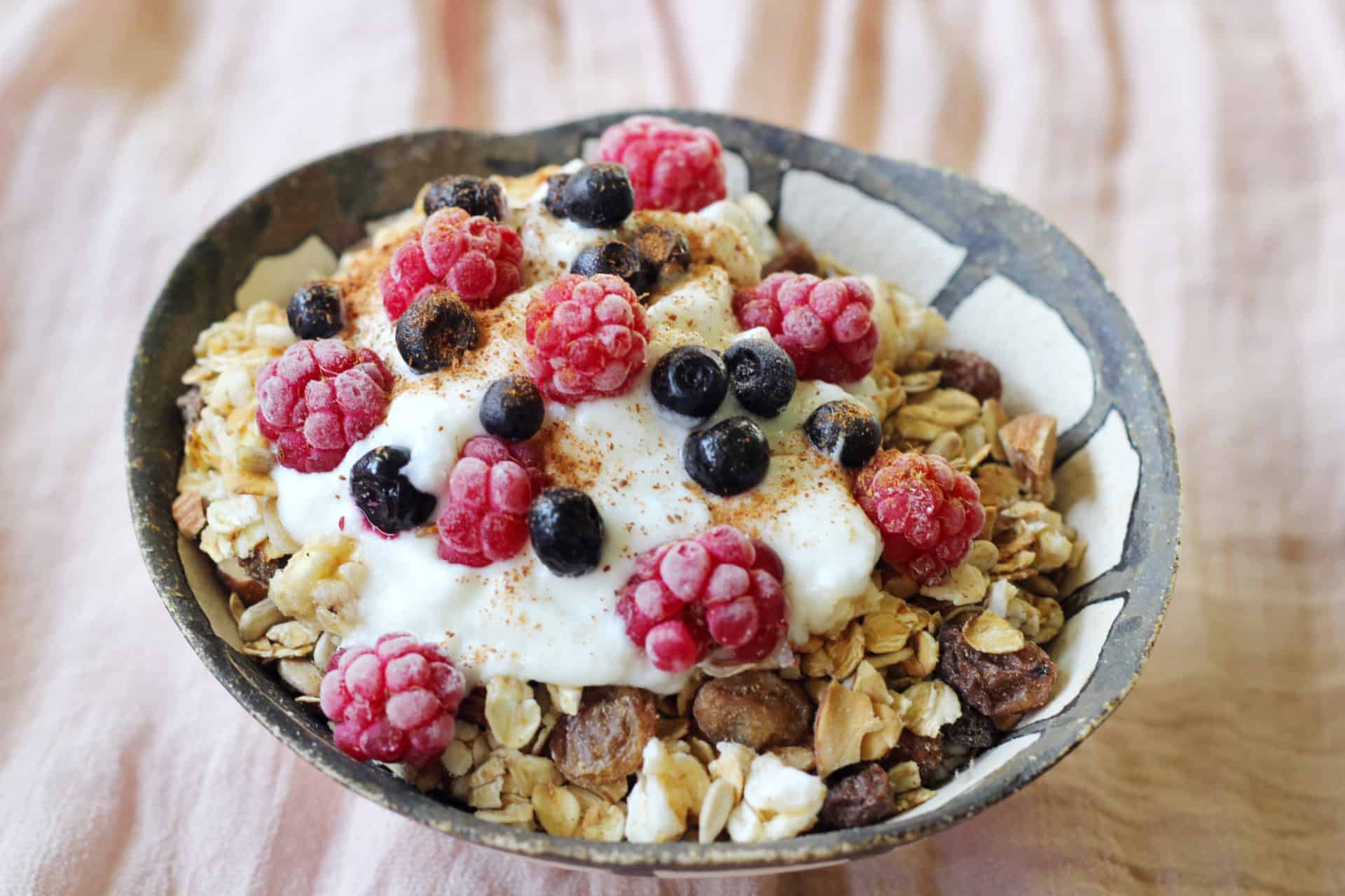 Easy Mediterranean Muesli (7 Mins, HighProtein, Customisable) Medmunch