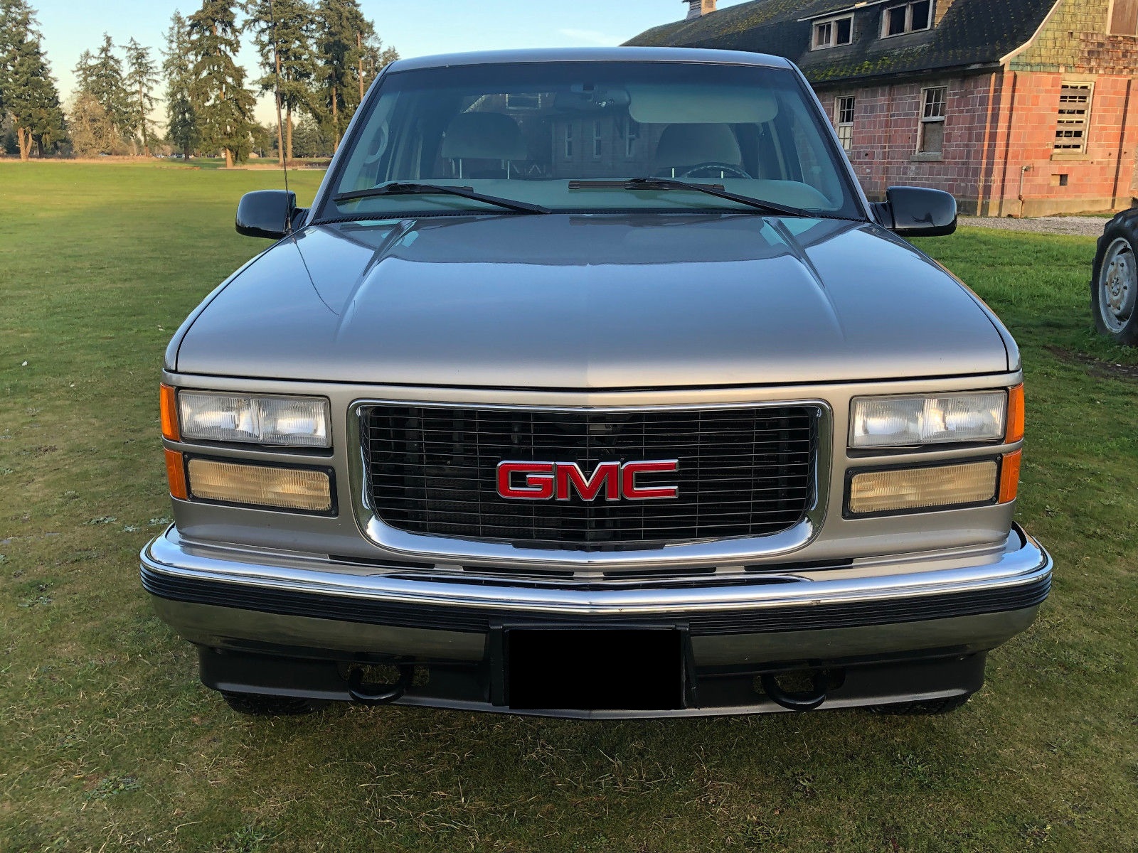 1,600 1998 Gmc z71