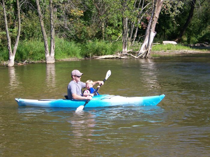Kayaking in the Chippewa River Mt. Pleasant Area Convention