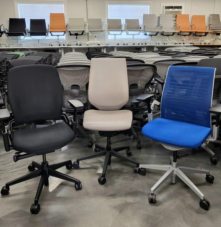 Need used or refurnished Steelcase chairs ? Mefurn New & Used