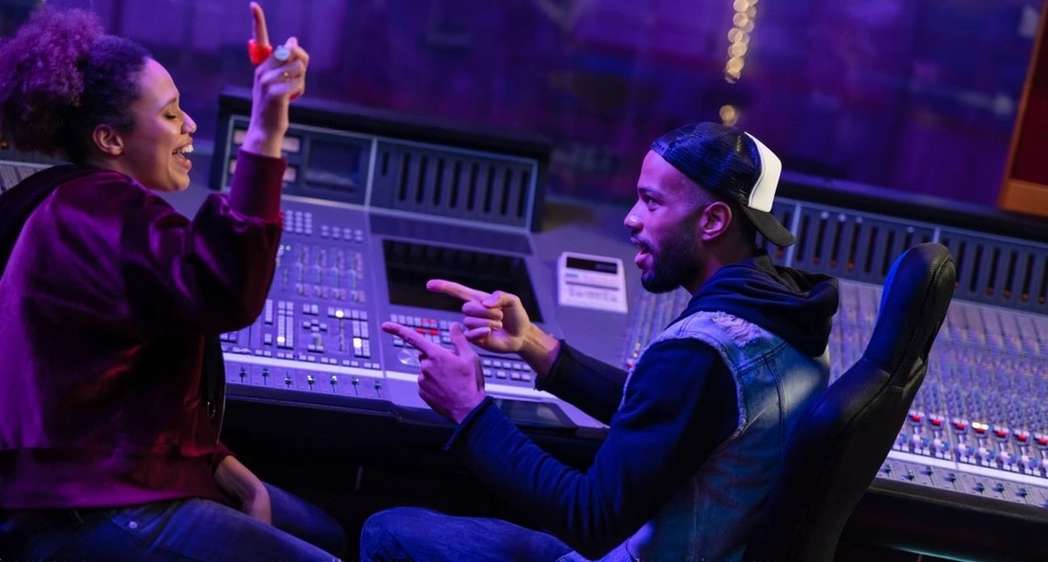 Artist Manager Job Description Salary, Duties & More