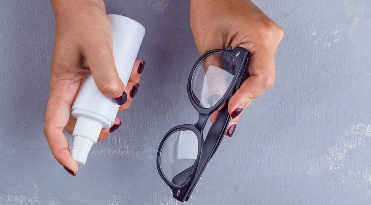 10 brilliant lifesaving glasses hacks (7 is my personal favourite)